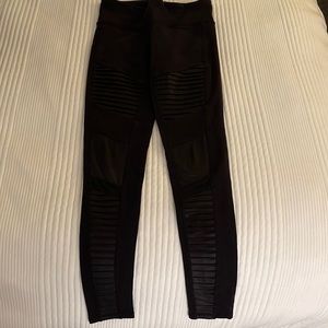 Alo moto leggings